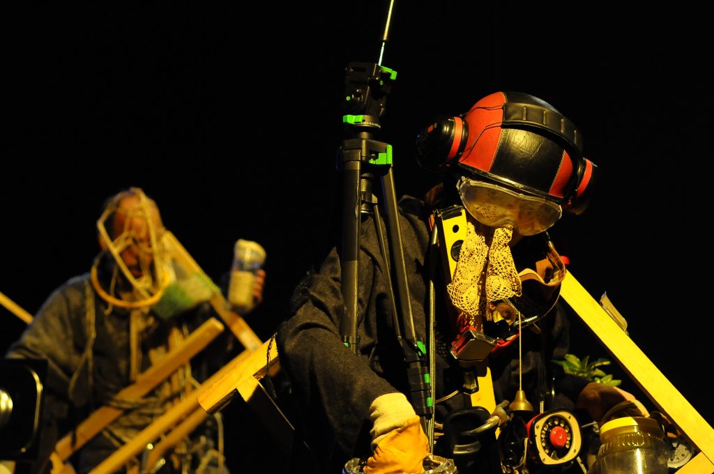 Սուգը կրելով